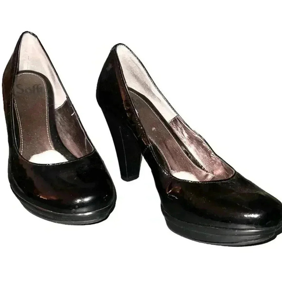 Sofft Black Patent Leather Pumps - Picture 4 of 11